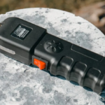 VIPERTEK VTS-989 Self Defense Stun Gun 725 BV Rechargeable + LED Light